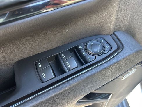 Used 2024 GMC Sierra 2500 AT4 w/ AT4 Premium Plus Package image 19