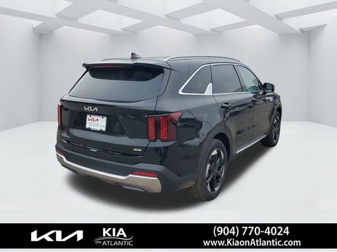 New 2025 Kia Sorento EX AWD/4WD image 2