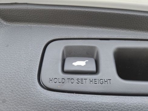 Used 2023 Honda CR-V EX-L image 23