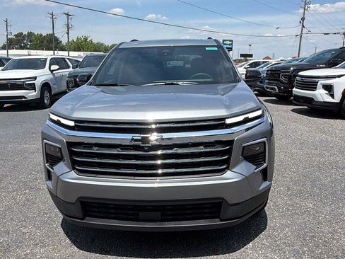 New 2026 Chevrolet Traverse LT AWD/4WD image 2