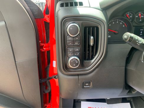 Used 2025 GMC Sierra 1500 Pro w/ Pro Value Package AWD/4WD image 13