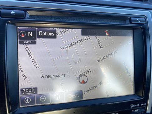 Used 2014 Toyota Camry L image 30