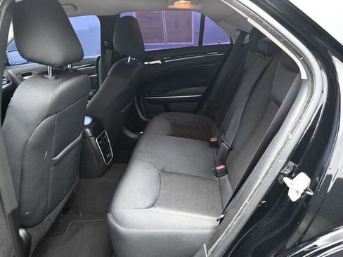 Used 2023 Chrysler 300 Touring w/ Sport Appearance Package RWD image 14
