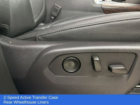 Used 2025 GMC Sierra 2500 SLT w/ SLT Premium Package image 21