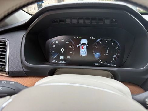 Used 2018 Volvo XC90 T6 Inscription w/ Convenience Package AWD/4WD image 15