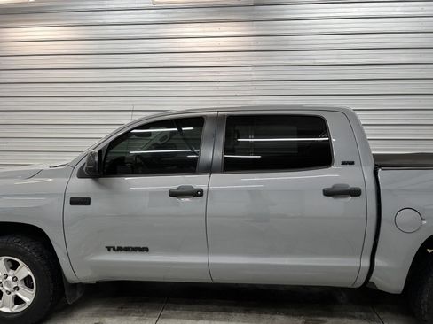 Used 2019 Toyota Tundra SR5 image 7