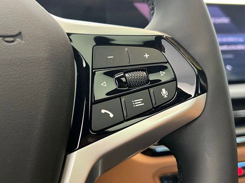 Used 2025 BMW 330i Sedan image 18