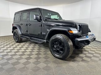 Used 2023 Jeep Wrangler Unlimited w/ Sun & Screen Package video 2