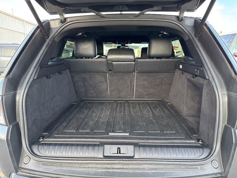Used 2016 Land Rover Range Rover Sport HSE image 32