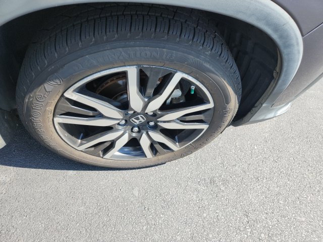 Used 2020 Honda Pilot Touring image 5