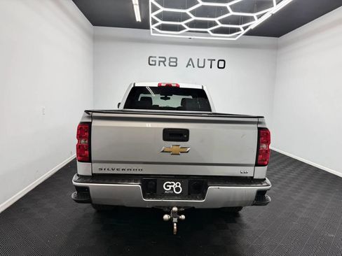 Used 2019 Chevrolet Silverado 1500 Custom w/ Custom Convenience Package RWD image 6