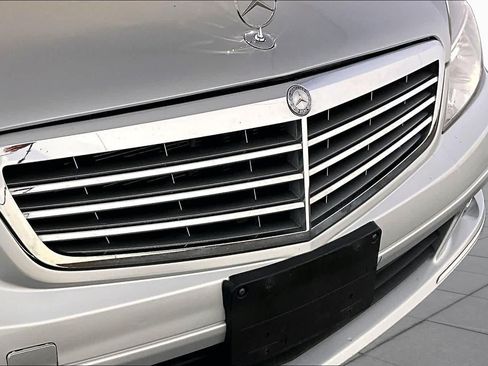 Used 2010 Mercedes-Benz C 300 4MATIC Sedan image 30