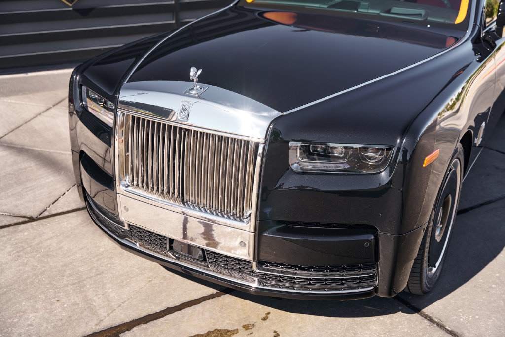 Used 2026 Rolls-Royce Phantom Sedan RWD image 6