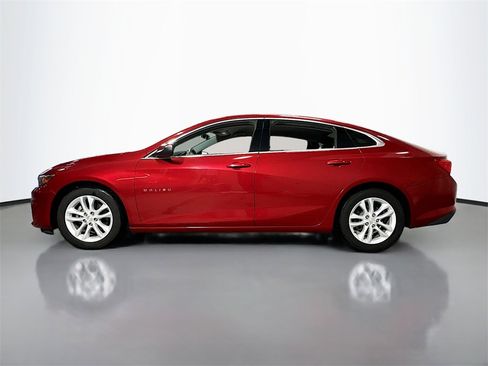 Used 2016 Chevrolet Malibu LT image 5