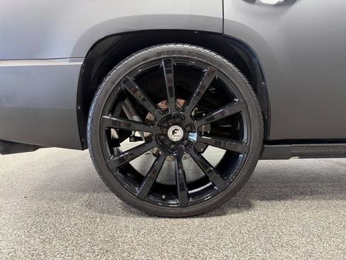 Used 2013 GMC Yukon Denali AWD/4WD image 32