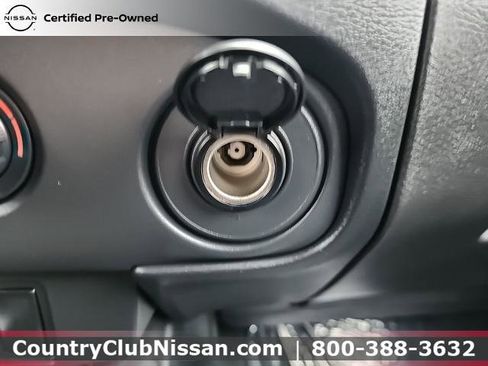 Certified 2024 Nissan Frontier SV image 17
