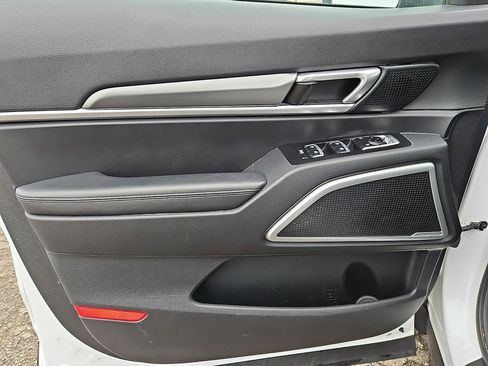 Certified 2021 Kia Telluride LX image 13