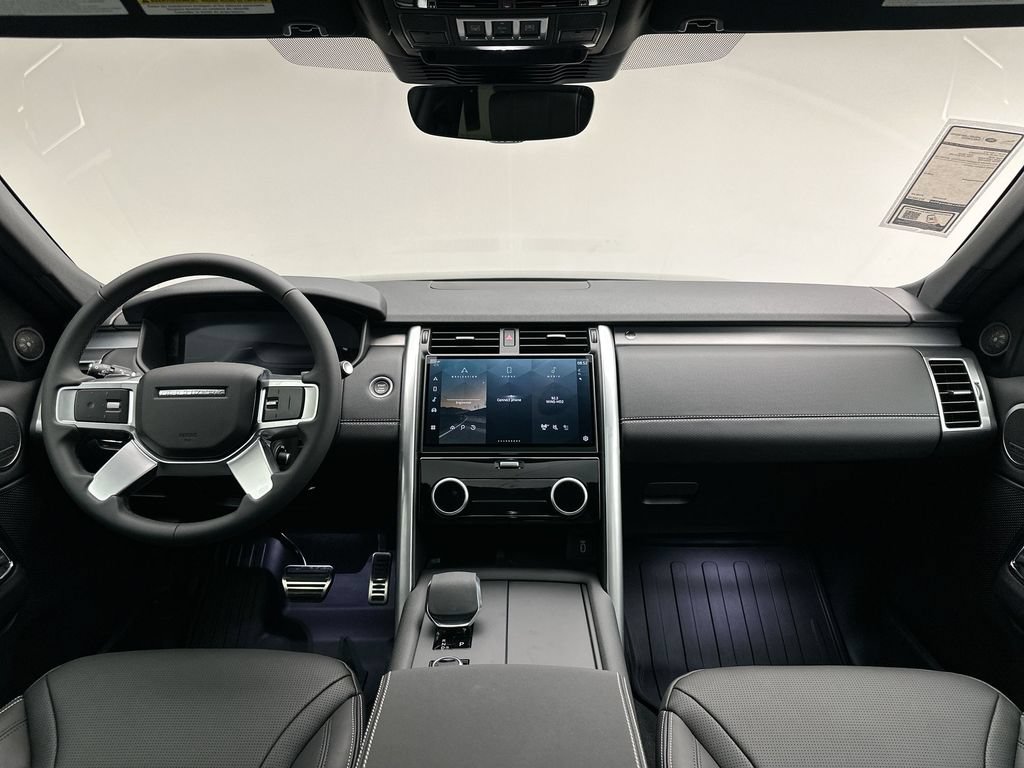 New 2026 Land Rover Discovery Dynamic SE AWD/4WD image 8