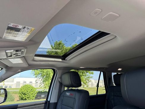 Used 2023 Toyota Sequoia TRD Pro AWD/4WD image 4
