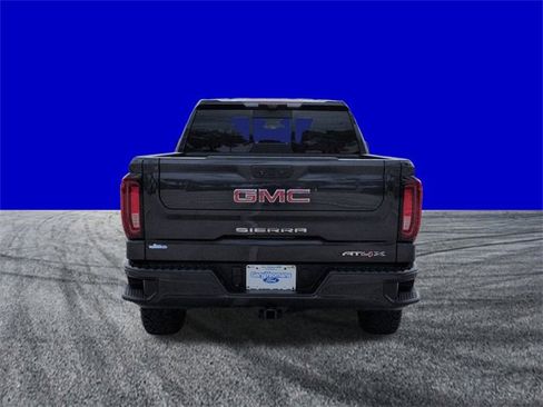 Used 2022 GMC Sierra 1500 AT4X image 5