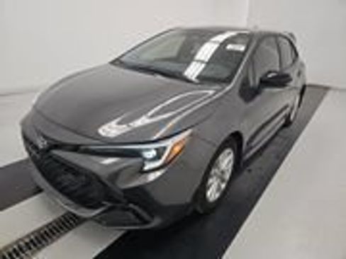Used 2026 Toyota Corolla SE FWD image 1