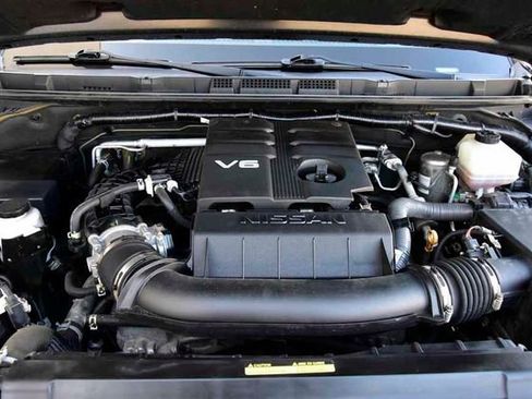 Used 2022 Nissan Frontier PRO-4X w/ Pro-4X Premium Package image 35