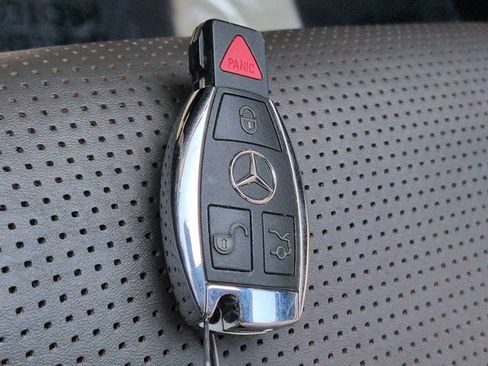 Used 2012 Mercedes-Benz CLS 63 AMG image 29