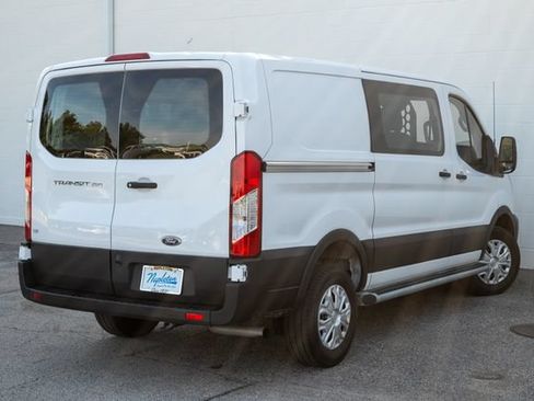 Used 2025 Ford Transit 250 Low Roof w/ Exterior Upgrade Package RWD image 33