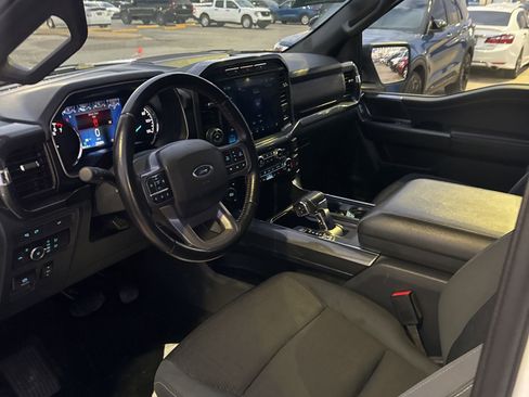 Used 2022 Ford F150 XLT w/ Equipment Group 302A High image 5