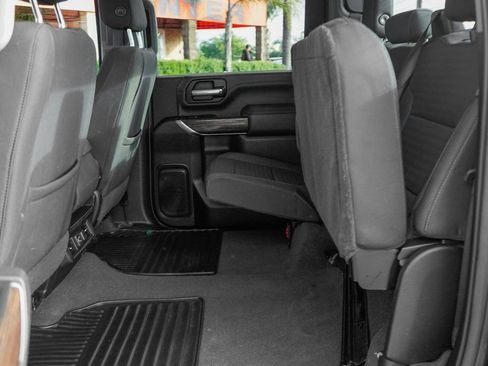 Used 2023 GMC Sierra 2500 SLE w/ SLE Convenience Package AWD/4WD image 31