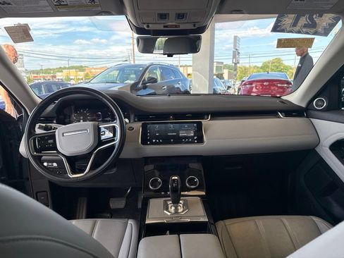 Used 2021 Land Rover Range Rover Evoque SE AWD/4WD image 16