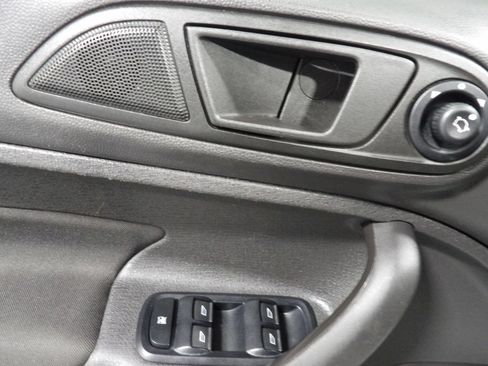 Used 2019 Ford Fiesta SE FWD image 7