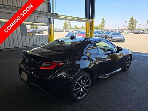 Used 2025 Toyota GR86 RWD image 15