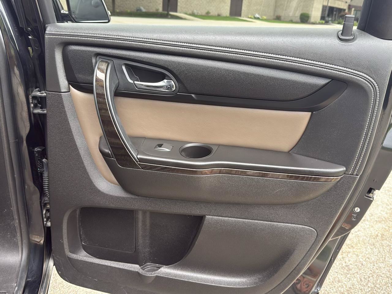Used 2014 GMC Acadia SLT AWD/4WD image 27