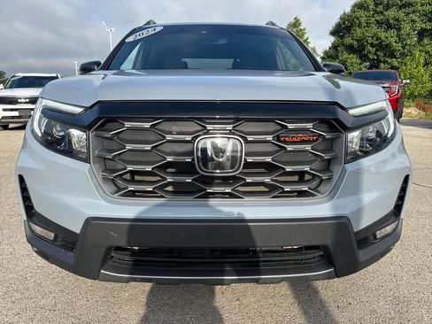 Used 2024 Honda Passport TrailSport image 11