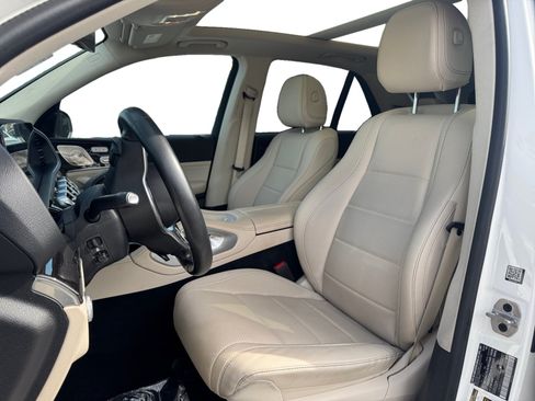 Used 2022 Mercedes-Benz GLE 350 w/ Premium Package image 9