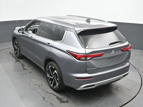 Used 2023 Mitsubishi Outlander SEL AWD/4WD image 40