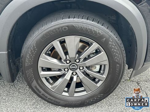 Used 2025 Nissan Pathfinder SV w/ Black Appearance Package AWD/4WD image 12