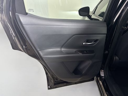 Used 2026 Nissan Kicks SV FWD image 26