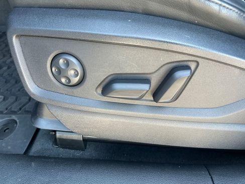 Used 2022 Audi Q5 2.0T Premium Plus image 15