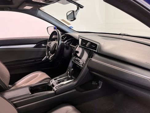 Used 2017 Honda Civic EX-L image 11