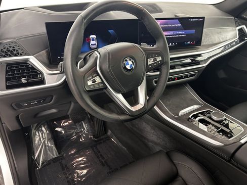 Used 2026 BMW X5 xDrive40i AWD/4WD image 18