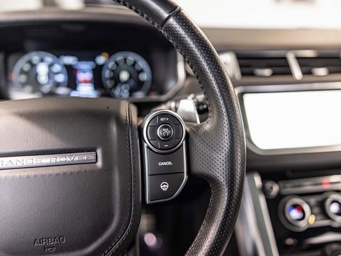 Used 2017 Land Rover Range Rover Sport HSE Dynamic image 25