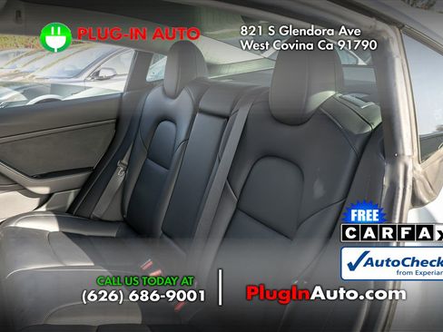 Used 2019 Tesla Model 3 Standard Range Plus image 11