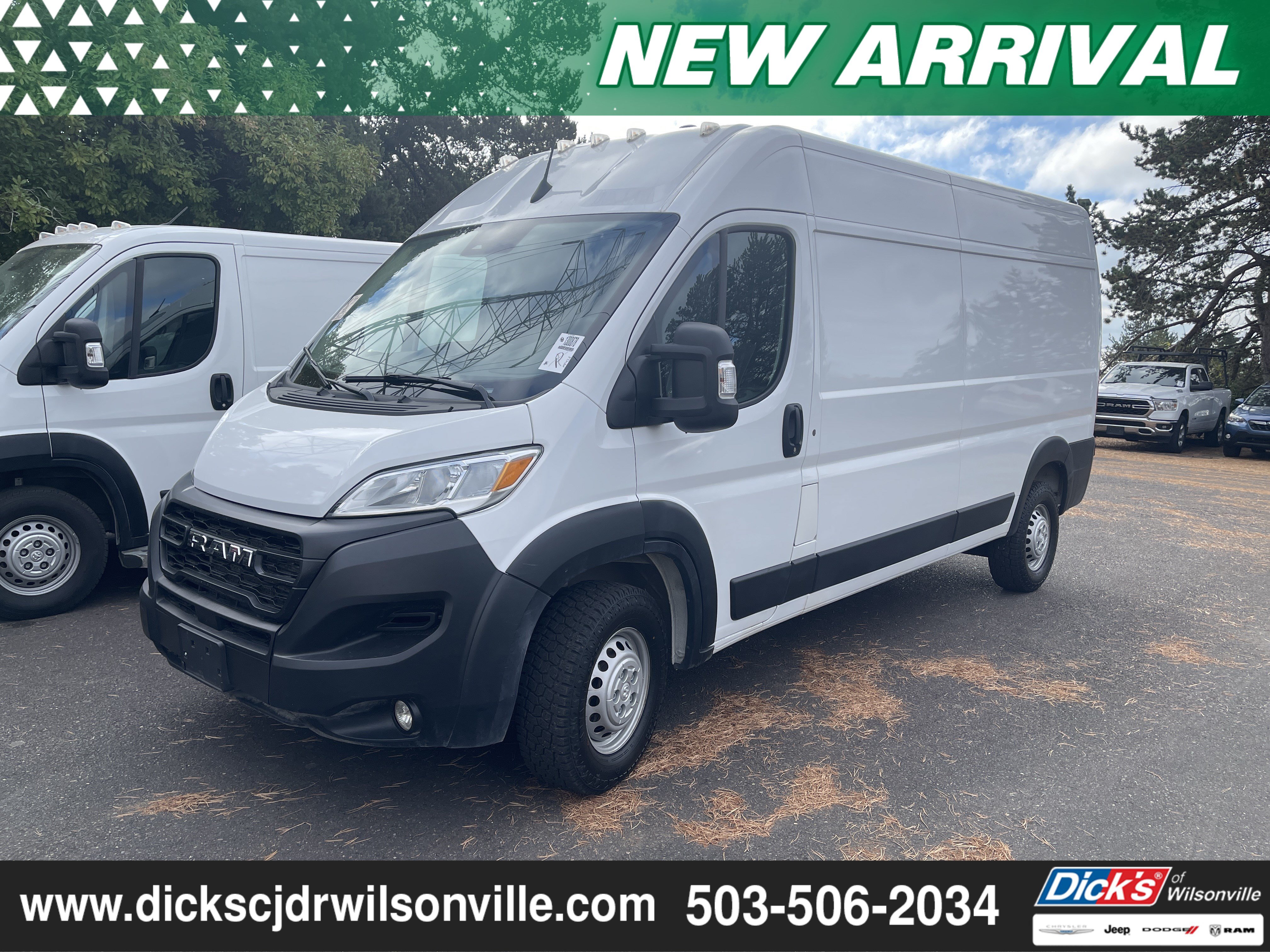 Used 2025 RAM ProMaster 2500 w/ Convenience Group FWD image 1