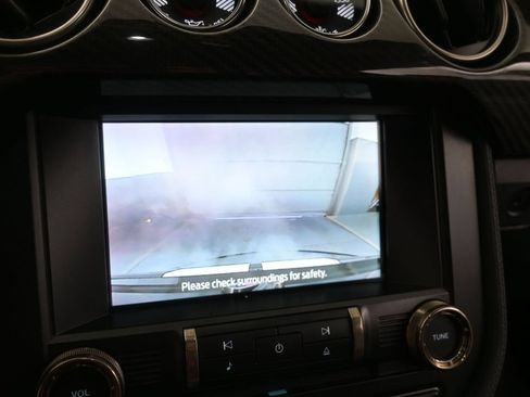 Used 2020 Ford Mustang Shelby GT500 w/ Technology Package RWD image 31