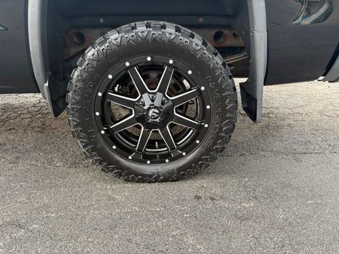 Used 2018 GMC Sierra 1500 SLT AWD/4WD image 12