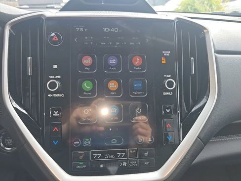 Used 2023 Subaru Ascent Limited w/ Technology Package image 9