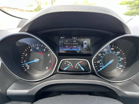 Used 2015 Ford Escape SE w/ Equipment Group 201A image 25