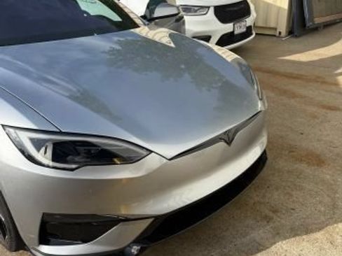 Used 2026 Tesla Model S Plaid AWD/4WD image 3
